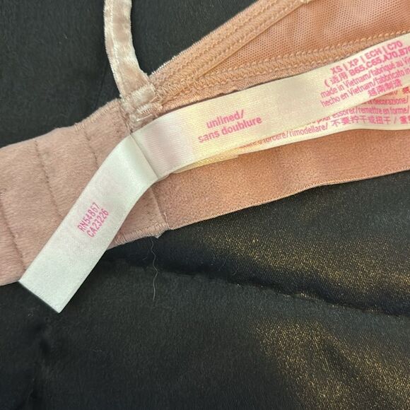 PINK Victoria’s Secret Pink Velvet Unlined Bralette Size XS - Picture 6 of 7